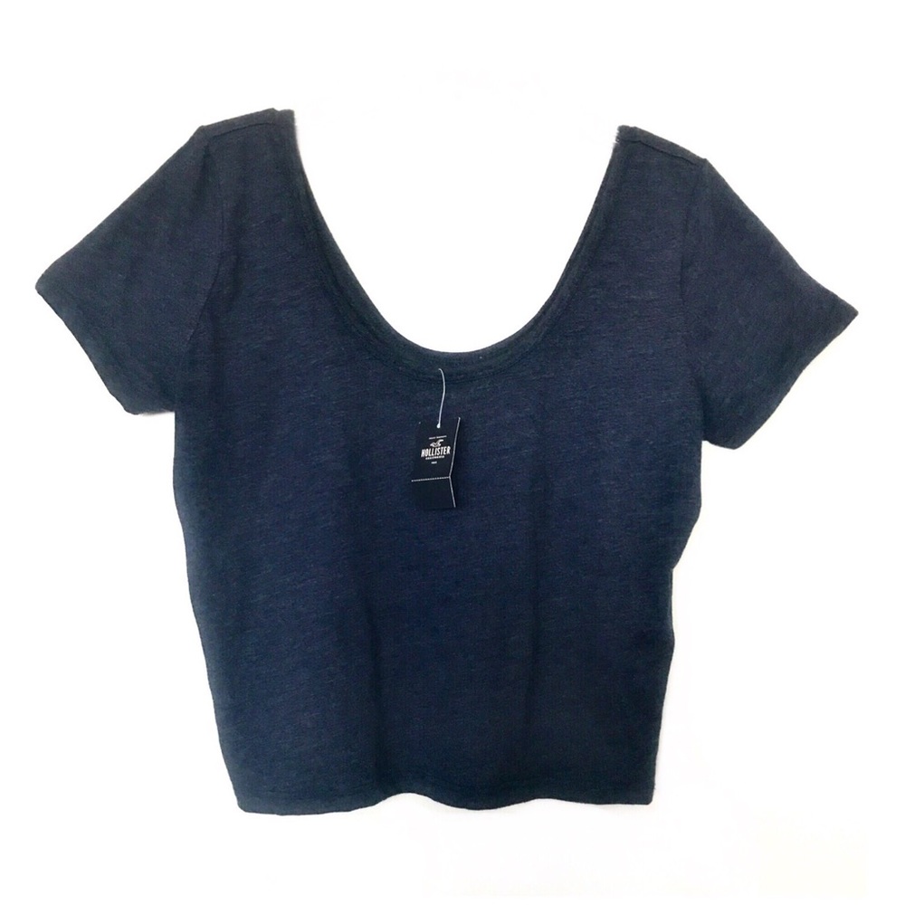 🆕 Hollister Crop Top